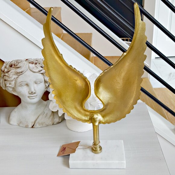 NWT! EXQUISITE Marble & METAL ANGEL WINGS DECOR - Picture 4 of 6